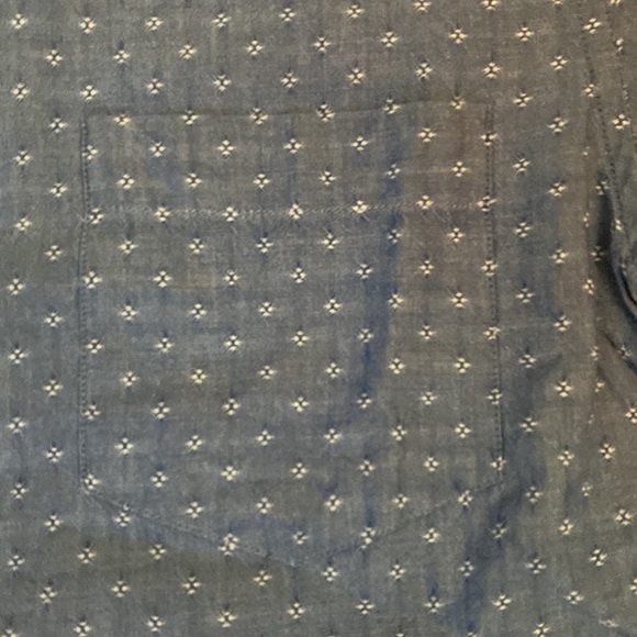 🥭 (4 for $15)Top man Button Down Boys - Picture 3 of 9